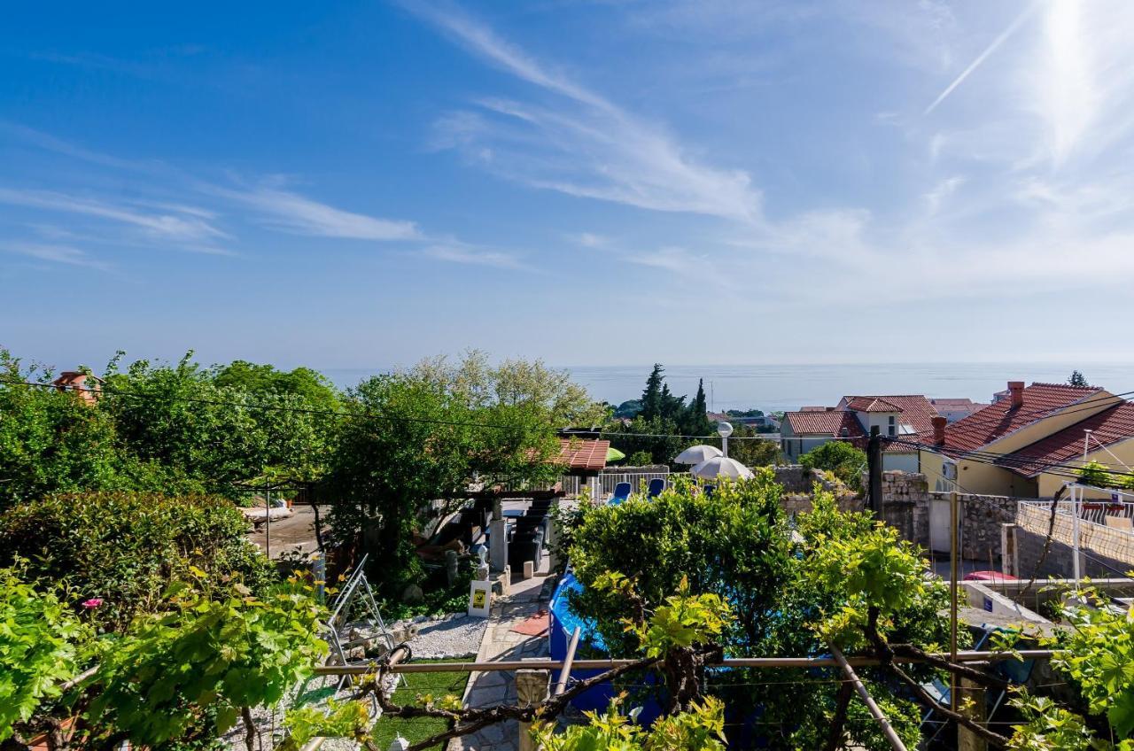 Nicol Apartman