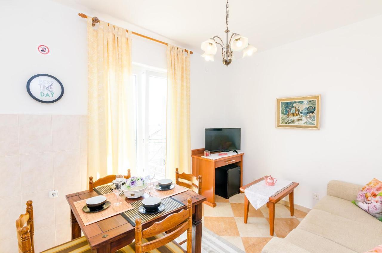 Nicol Apartament